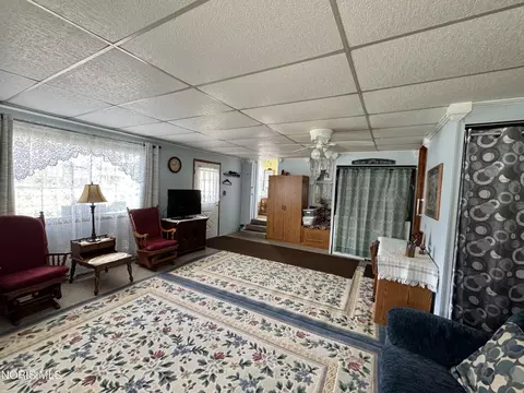 Living - 424 E Main St, Deshler, OH 43516 photo 3 of 3
