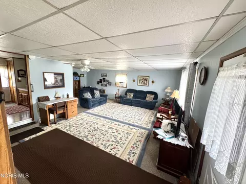 Living - 424 E Main St, Deshler, OH 43516 photo 2 of 3