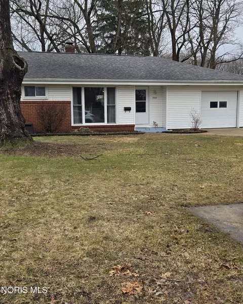 5934 Midwest Ave, Toledo, OH 43613