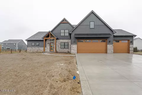 6250 Pimlico Rd, Whitehouse, OH 43571