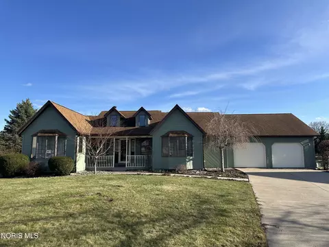 110 Shaffer Blvd, Bryan, OH 43506