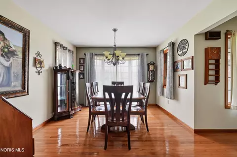 Dining - 110 Shaffer Blvd, Bryan, OH 43506 photo 1 of 2