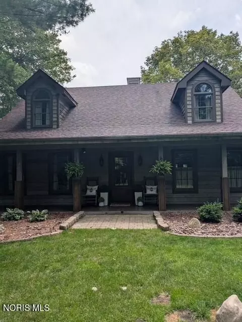 10325 Monclova Rd, Monclova, OH 43542