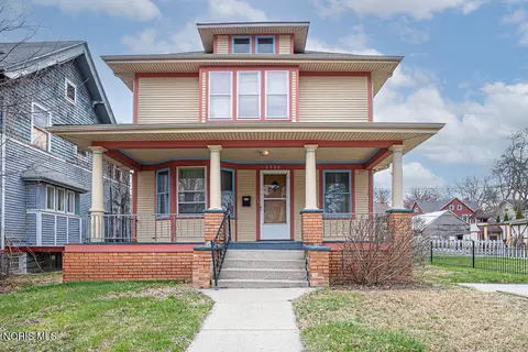 2534 Maplewood Ave, Toledo, OH 43610