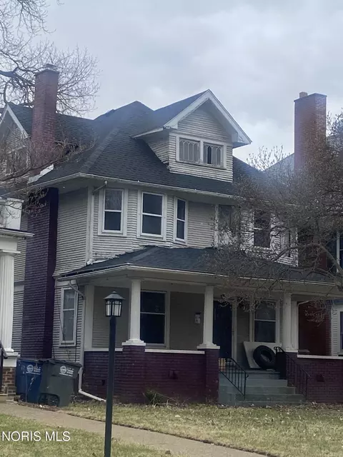 2631 Parkwood Ave, Toledo, OH 43610