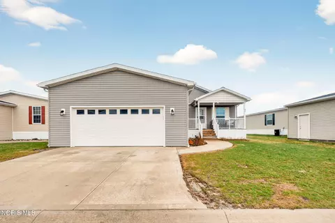 27484 Oregon Rd # 42, Perrysburg, OH 43551