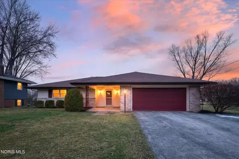 3105 Crosshill Dr, Findlay, OH 45840
