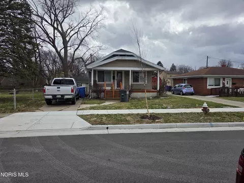 713 W Capistrano Ave, Toledo, OH 43612