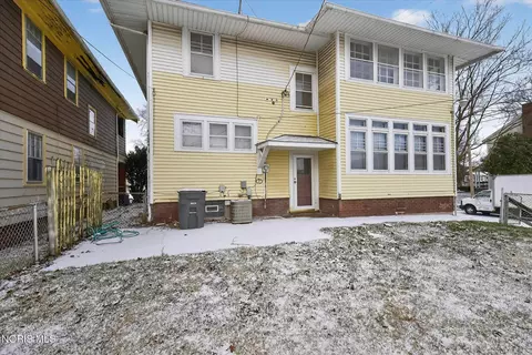 Exterior - 2048 Joffre Ave, Toledo, OH 43607 photo 7 of 10