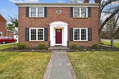 3225 Kenwood Blvd, Toledo, OH 43606