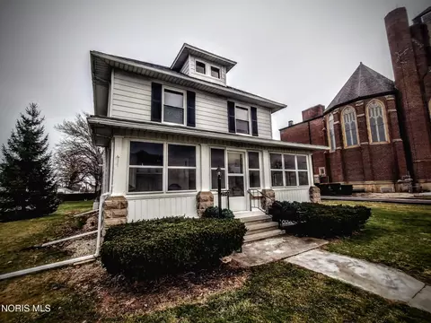 214 N Church St, Oak Harbor, OH 43449