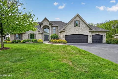 3962 Secluded Ravine Ct, Maumee, OH 43537