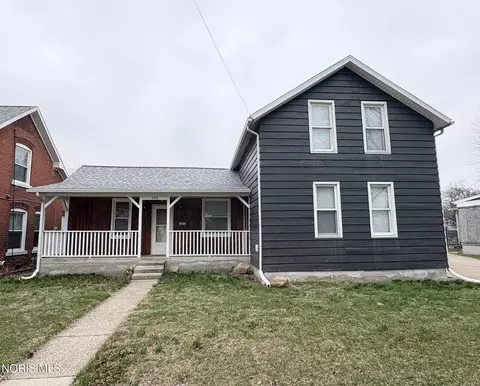 308 Meekison St, Napoleon, OH 43545
