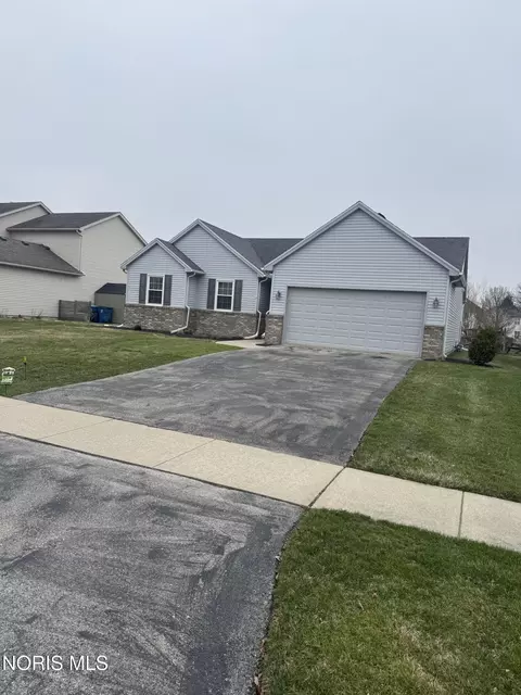 6012 Brookestone Village Ln, Sylvania, OH 43560