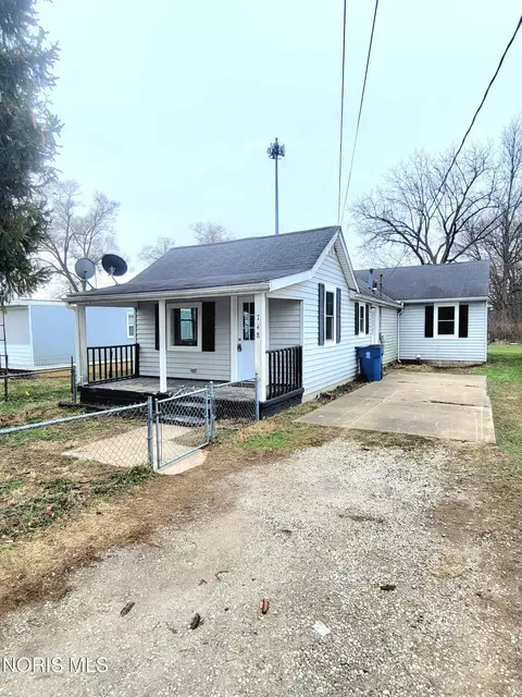 748 S Front St, Fremont, OH 43420