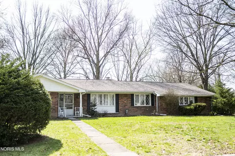 1964 Heatherwood Dr, Toledo, OH 43614