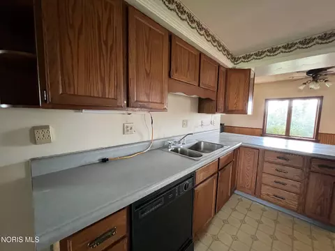 Kitchen - 15090 County Road 304, Forest, OH 45843 photo 5 of 6