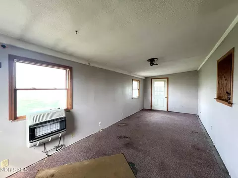 Living - 15090 County Road 304, Forest, OH 45843 photo 3 of 4