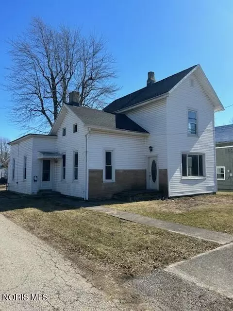 114 N Beecher St, North Baltimore, OH 45872