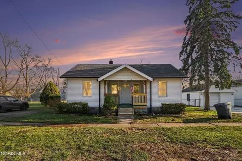 5349 Collomore Rd, Toledo, OH 43615
