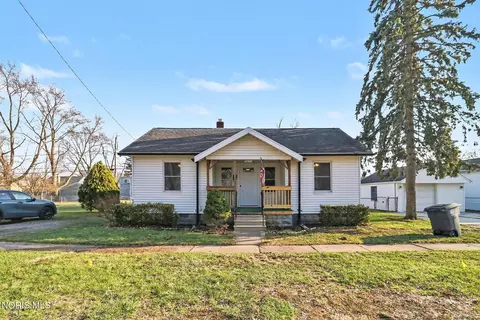 5349 Collomore Rd, Toledo, OH 43615