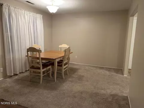 Dining - 303 Walz St, Edon, OH 43518 photo 1 of 1