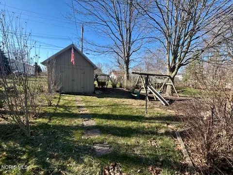 Exterior - 303 Walz St, Edon, OH 43518 photo 4 of 4