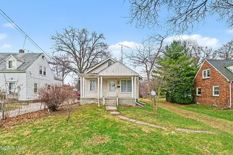 1664 Copley Dr, Toledo, OH 43615