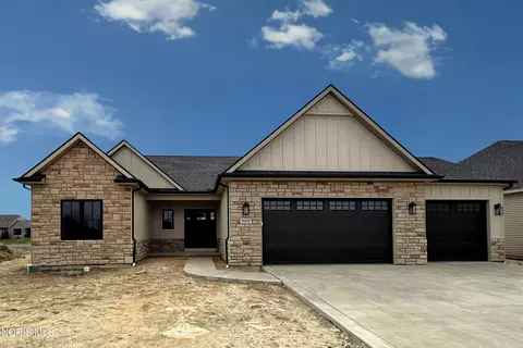 9225 Summer Song Ln, Sylvania, OH 43560