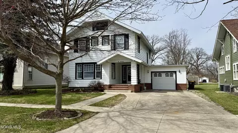 117 E Cornelia St, Hicksville, OH 43526