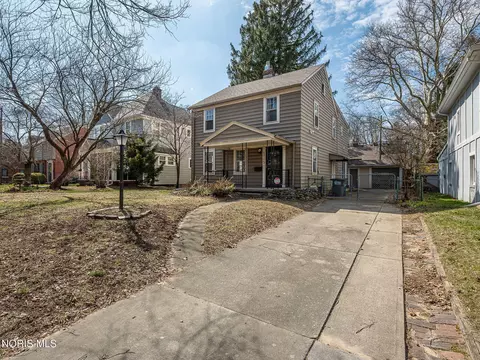2713 Goddard Rd, Toledo, OH 43606