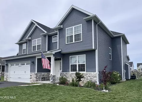 104 Brunswick Ct, Perrysburg, OH 43551