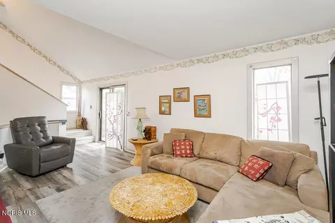 5718 Rambo Ln, Toledo, OH 43623