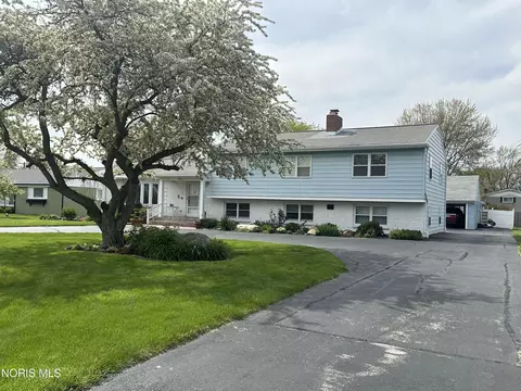 5930 N River Rd, Waterville, OH 43566