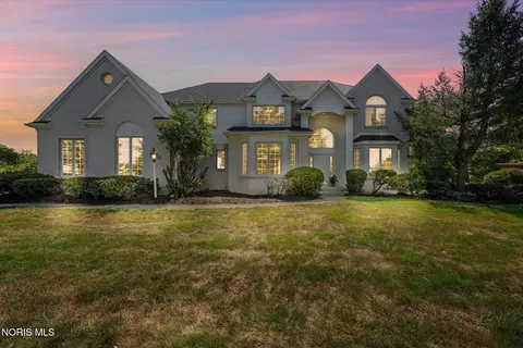7439 Lock Mill Ct, Maumee, OH 43537