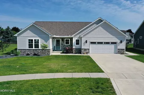 550 Southview Ct, Gibsonburg, OH 43431