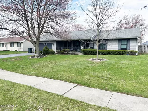 340 Hillshafer Dr, Findlay, OH 45840