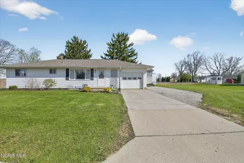 800 Walnut St, Archbold, OH 43502