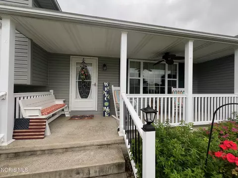 Exterior - 575 Sunset Dr, Upper Sandusky, OH 43351 photo 8 of 8