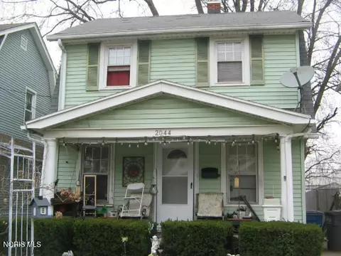 2044 Brussels St, Toledo, OH 43613