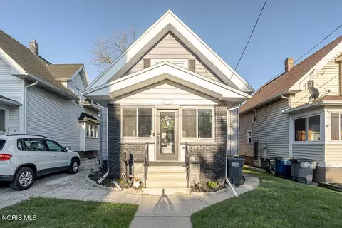 3902 Martha Ave, Toledo, OH 43612