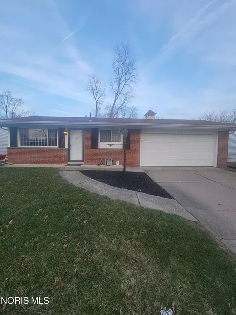 413 S Harefoote St, Holland, OH 43528