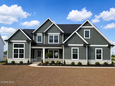 11 Hawthorne Xing, Perrysburg, OH 43551