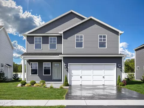 130 Valley Hall Dr, Perrysburg, OH 43551