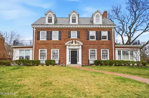 2006 Mount Vernon Ave, Toledo, OH 43607