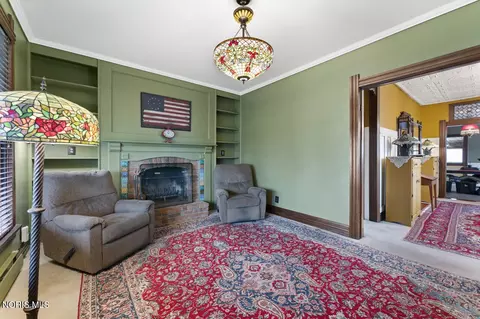 Living - 5668 Ayers Rd, Walbridge, OH 43465 photo 2 of 2