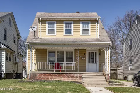 812 Alvison Rd, Toledo, OH 43612