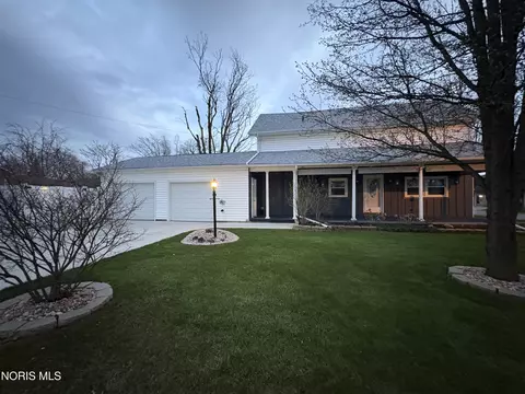 208 Vine St, Archbold, OH 43502