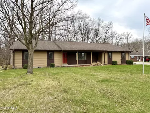 119 Cleveland Ave, Defiance, OH 43512