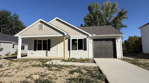 416 Hudson St, Napoleon, OH 43545